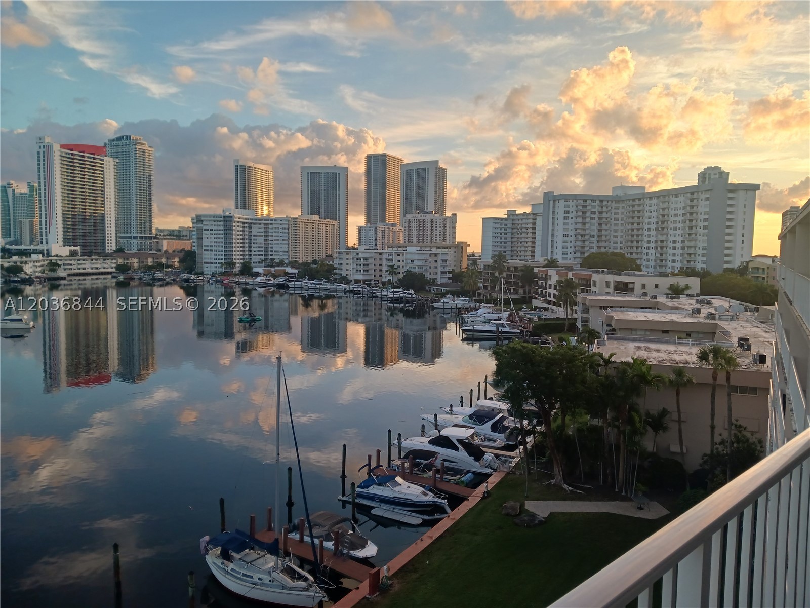 400 Golden Isles Dr #55, Hallandale Beach FL 33009