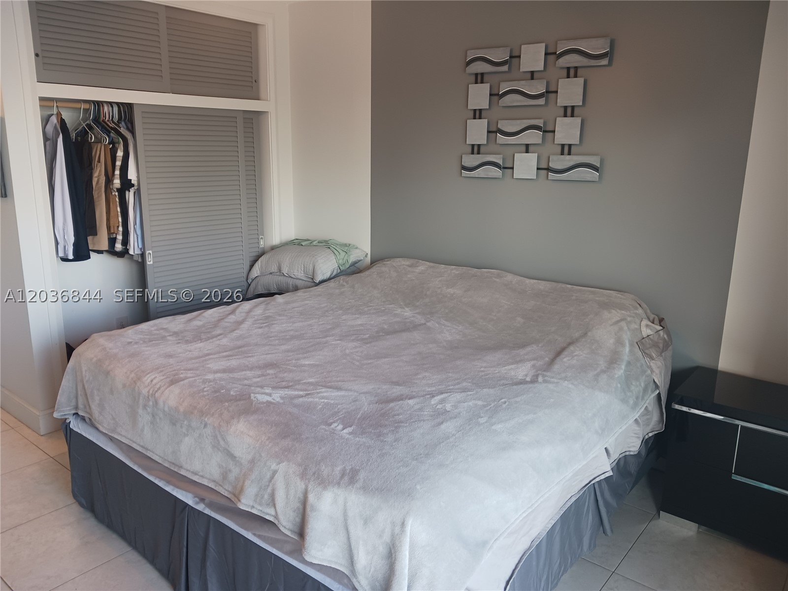 400 Golden Isles Dr #55, Hallandale Beach FL 33009