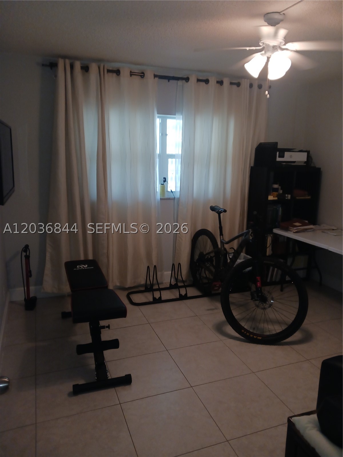 400 Golden Isles Dr #55, Hallandale Beach FL 33009