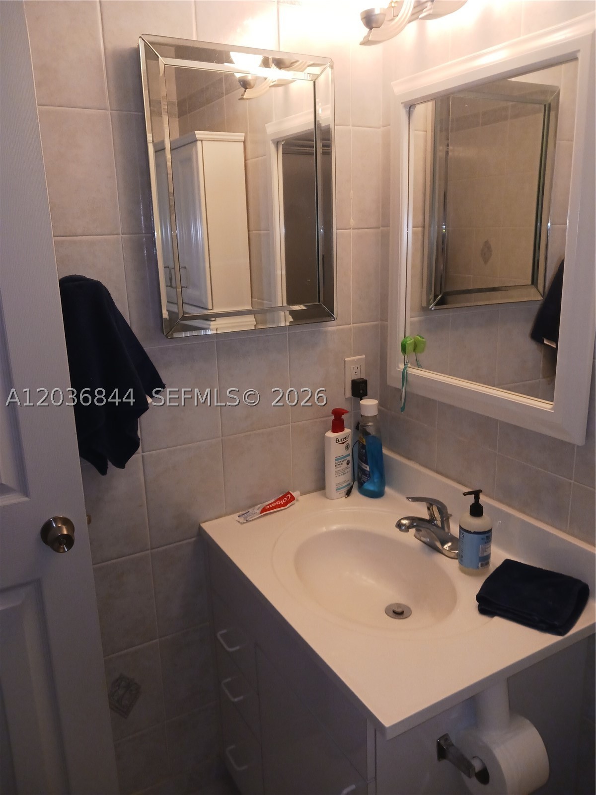 400 Golden Isles Dr #55, Hallandale Beach FL 33009