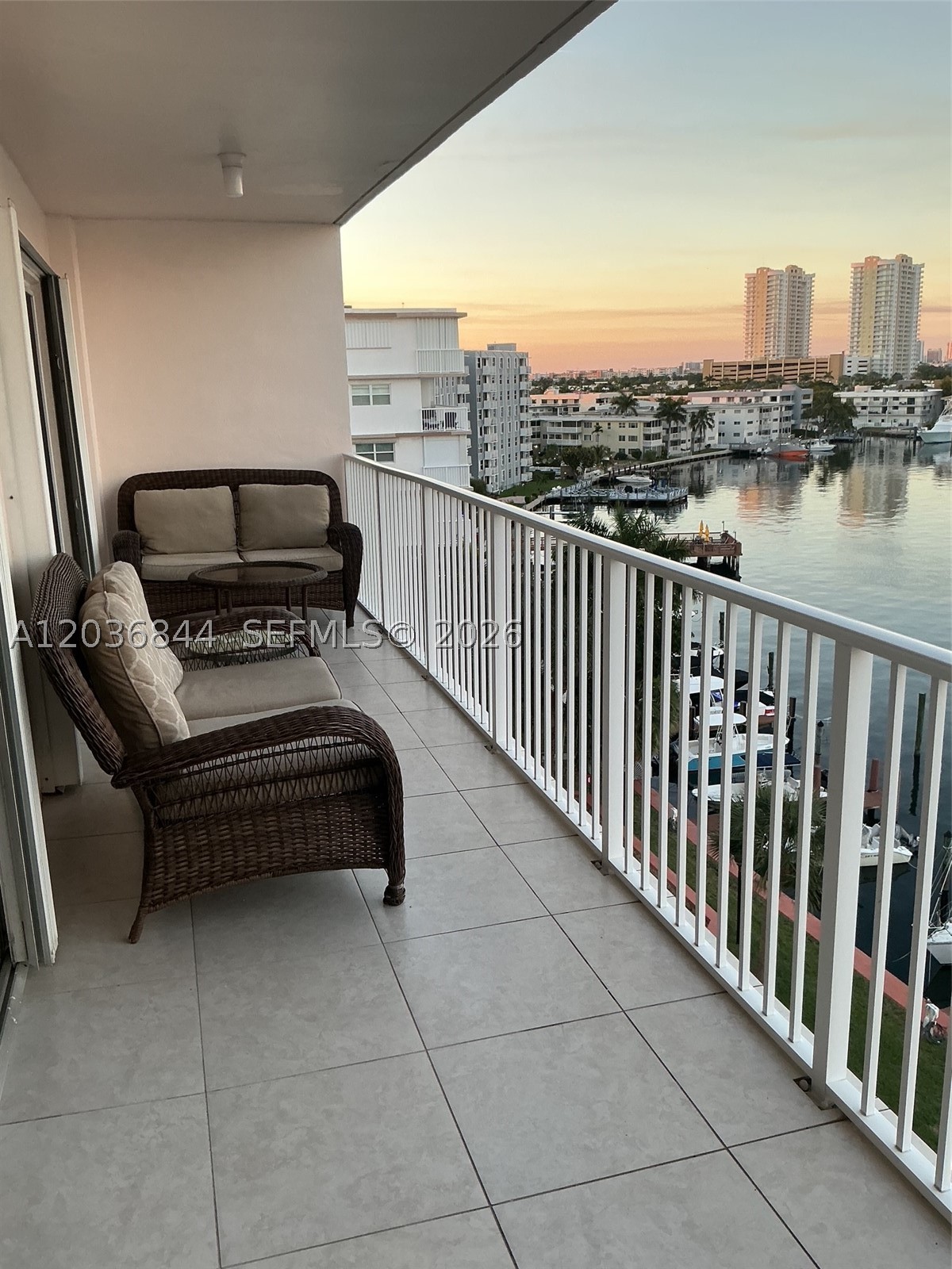 400 Golden Isles Dr #55, Hallandale Beach FL 33009
