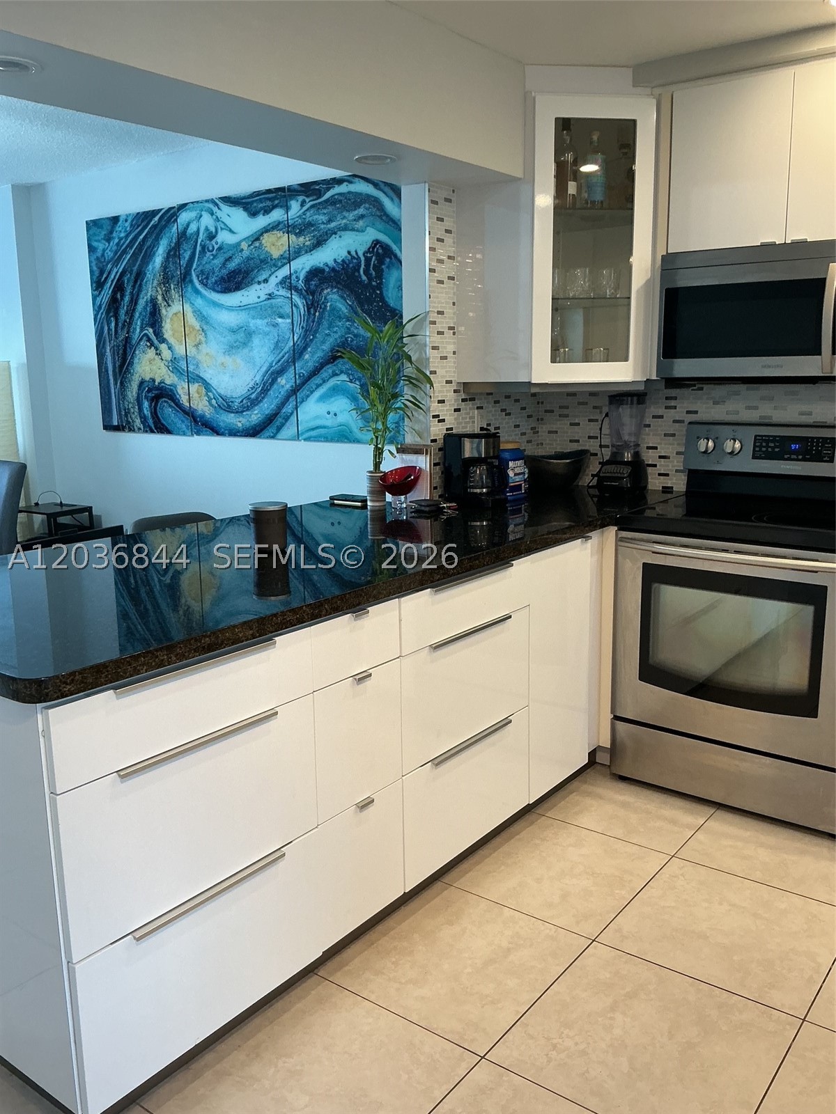 400 Golden Isles Dr #55, Hallandale Beach FL 33009