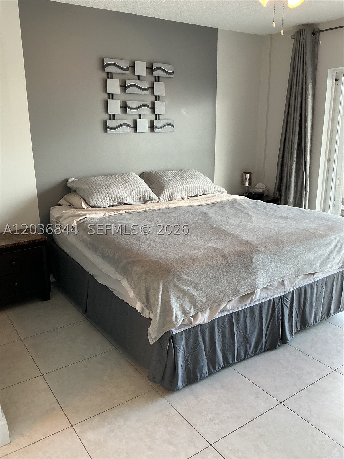 400 Golden Isles Dr #55, Hallandale Beach FL 33009