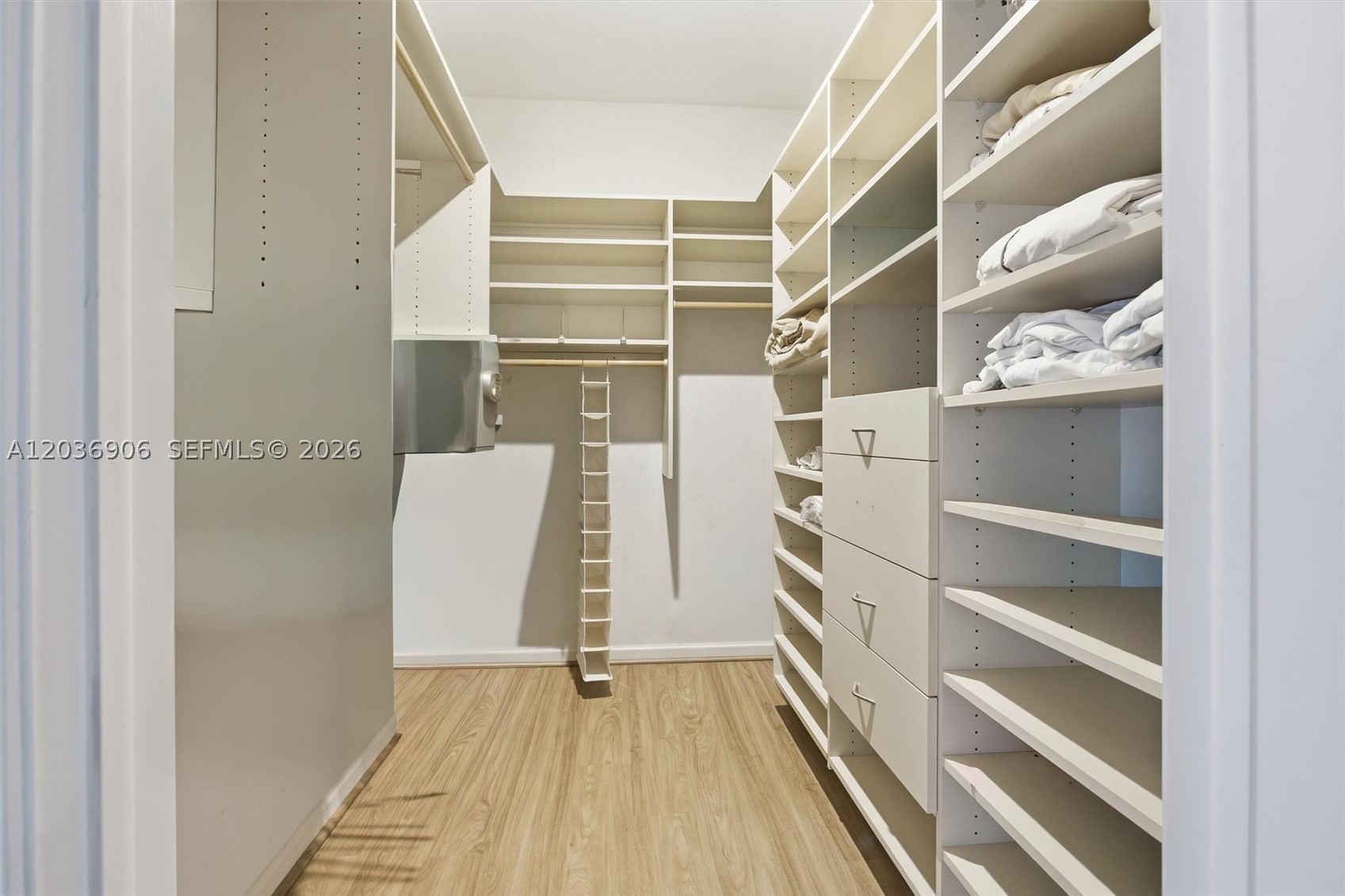 3722 NE 208th Ter, Aventura FL 33180