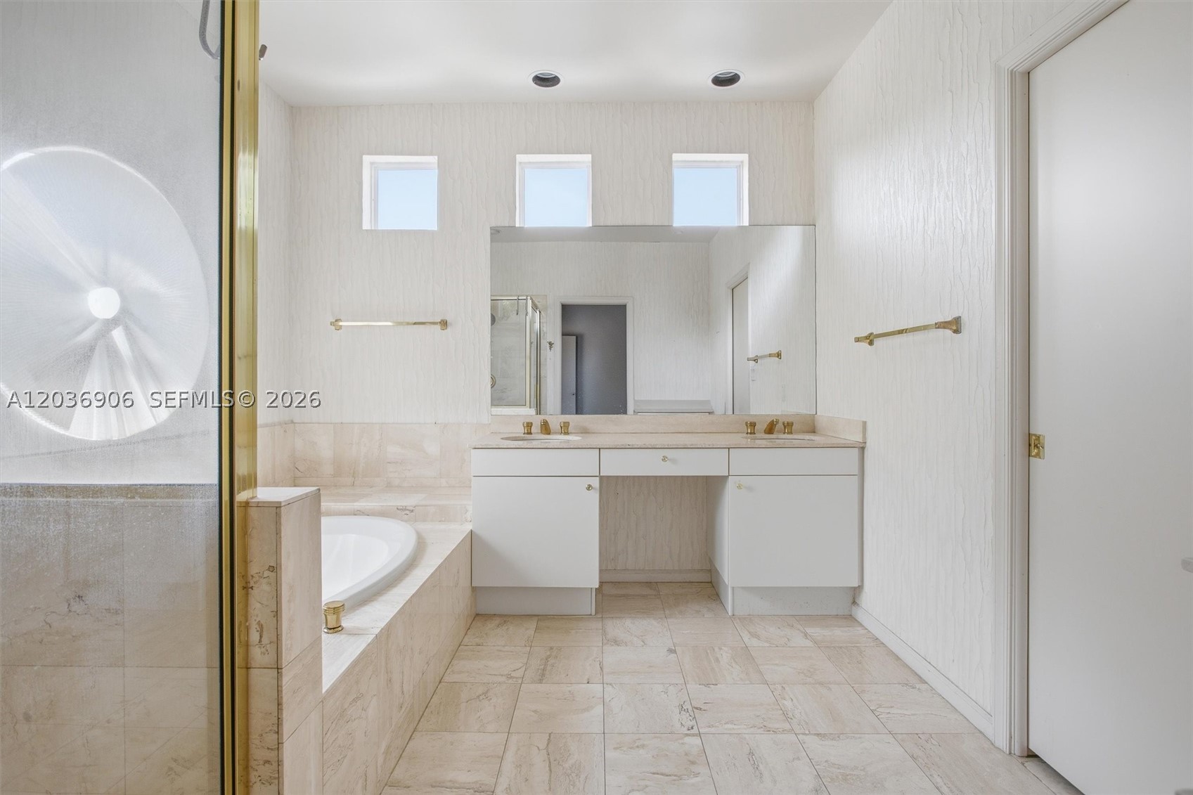 3722 NE 208th Ter, Aventura FL 33180