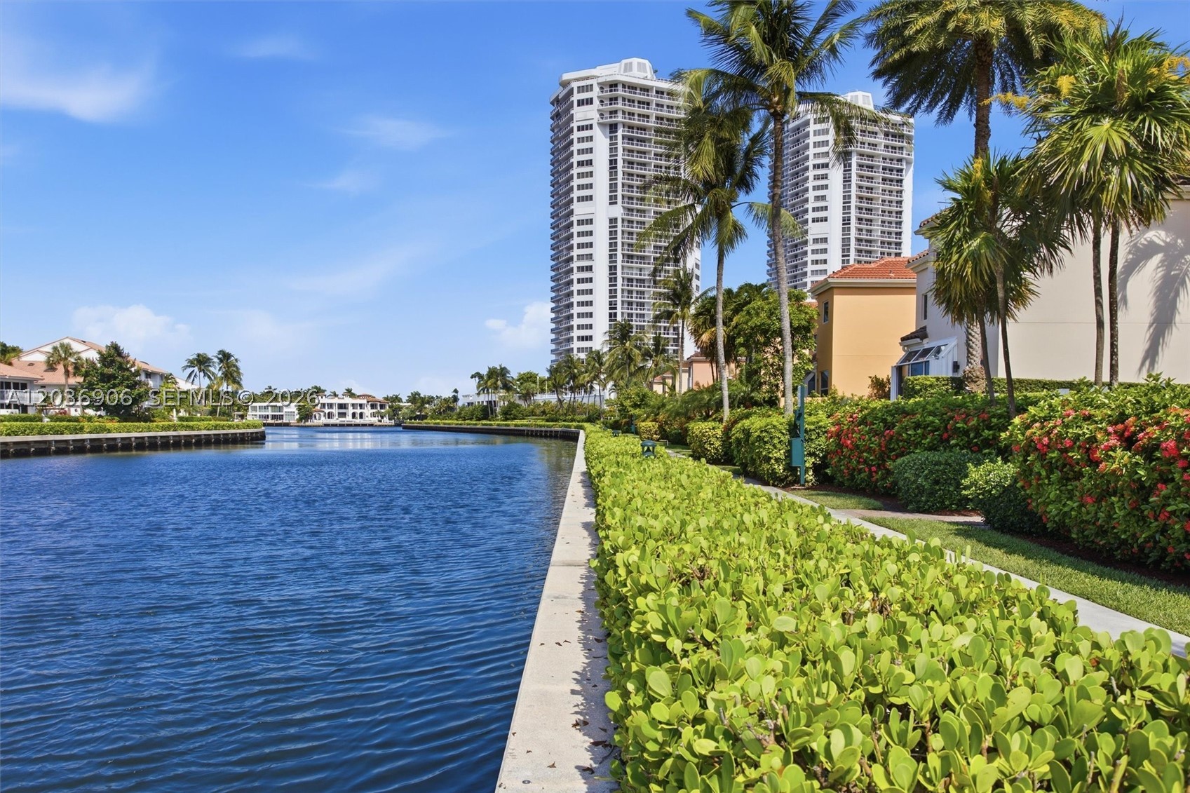 3722 NE 208th Ter, Aventura FL 33180