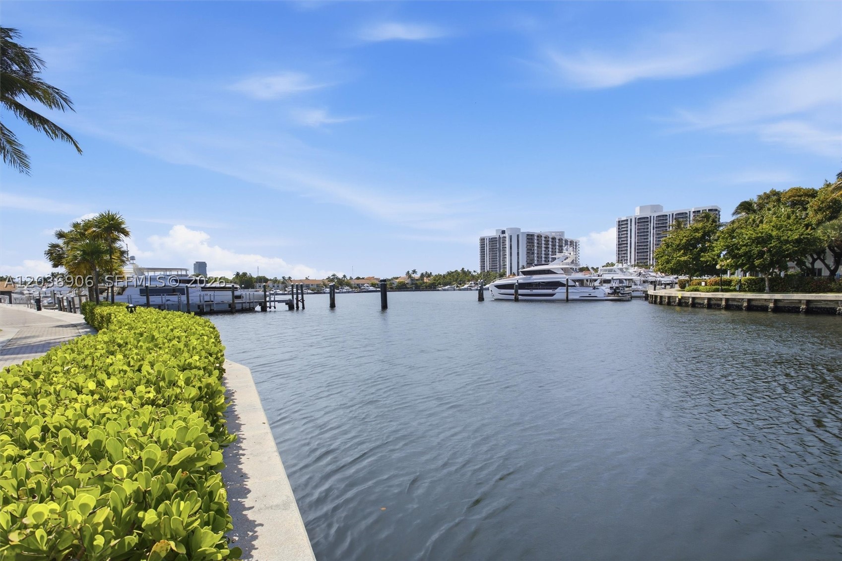 3722 NE 208th Ter, Aventura FL 33180