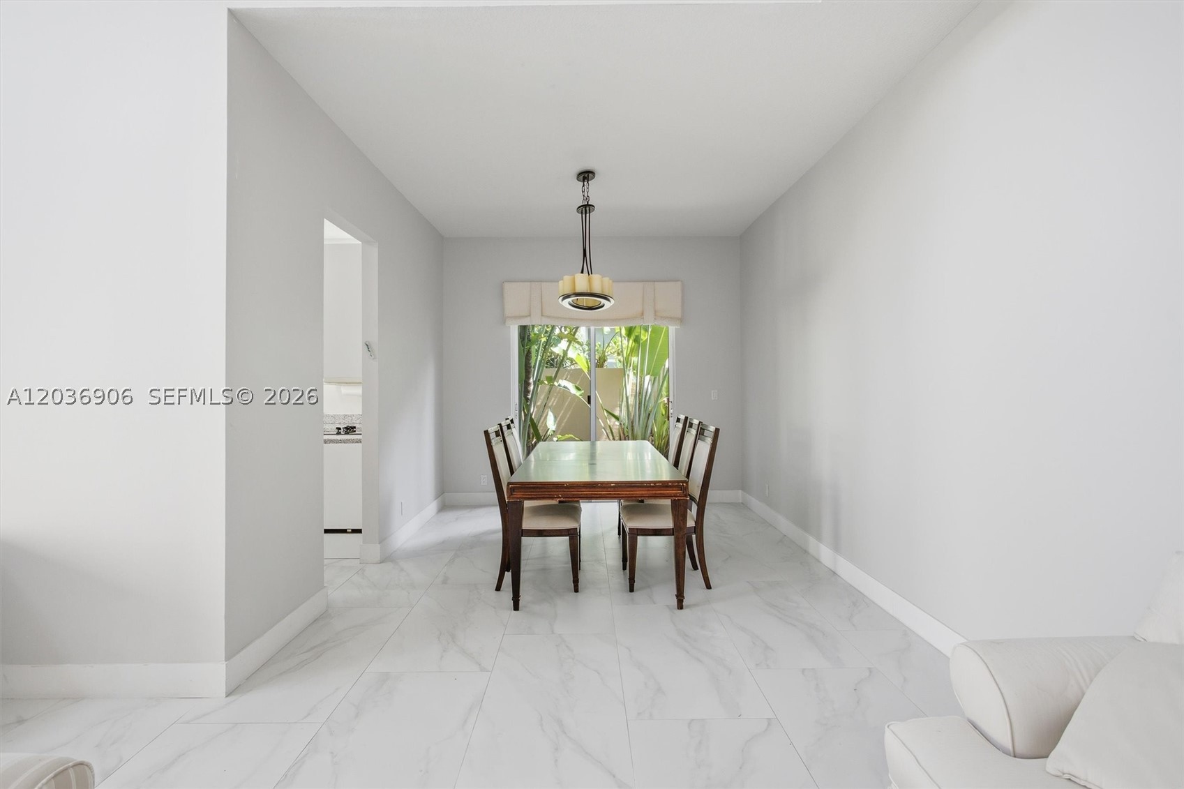 3722 NE 208th Ter, Aventura FL 33180