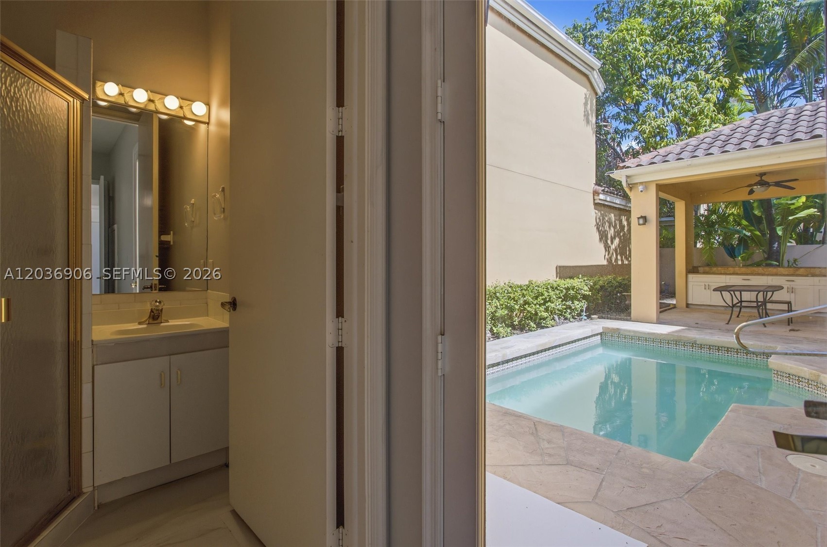 3722 NE 208th Ter, Aventura FL 33180