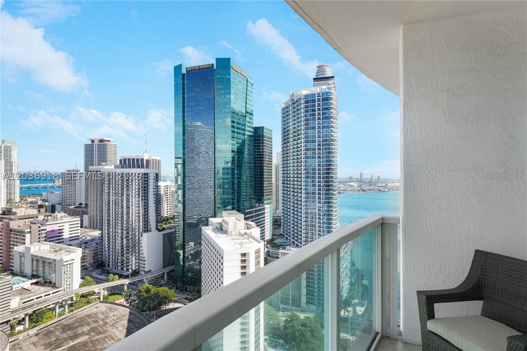 31 SE 5th St #3812, Miami FL 33131