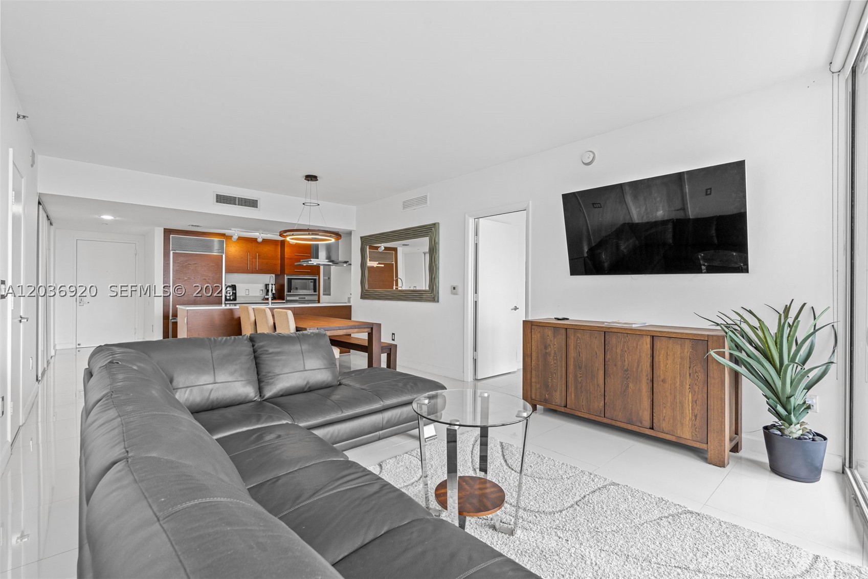 495 Brickell Ave #905, Miami FL 33131