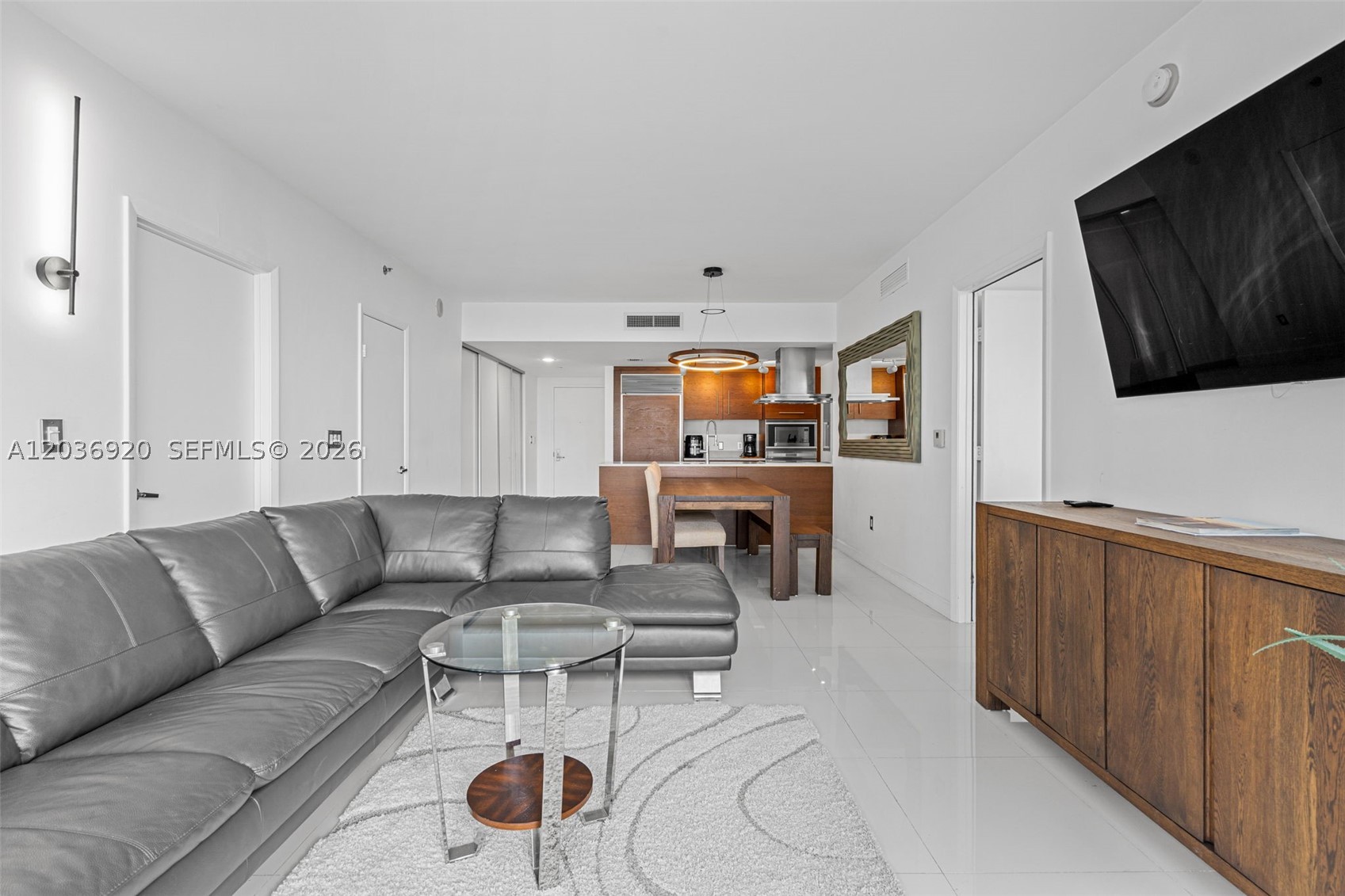 495 Brickell Ave #905, Miami FL 33131