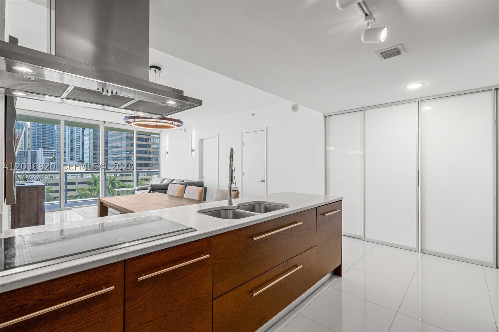 495 Brickell Ave #905, Miami FL 33131