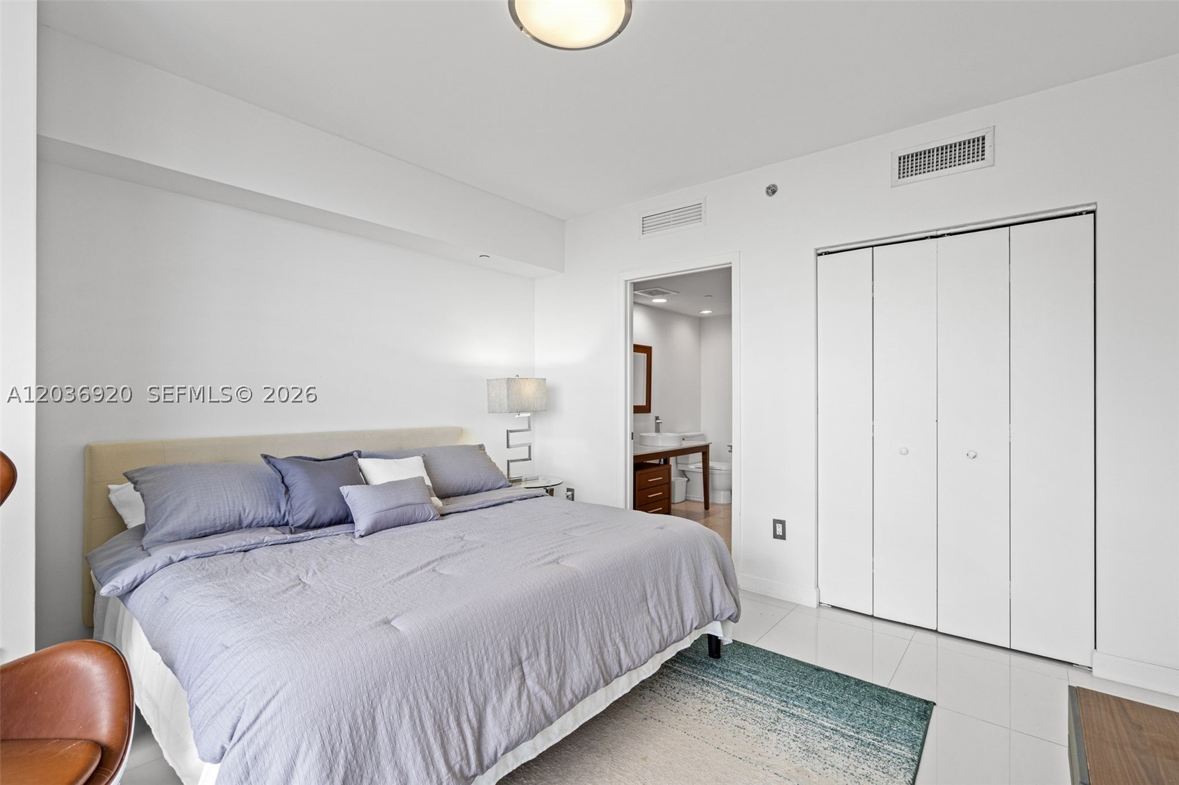 495 Brickell Ave #905, Miami FL 33131