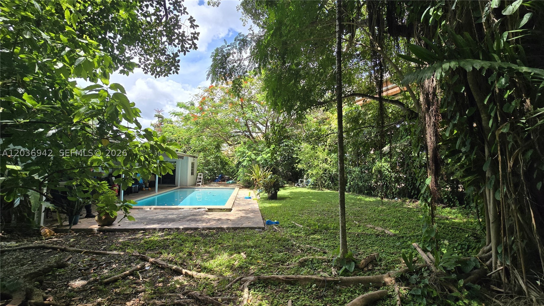8603 SW 68th St Rd, Miami FL 33143