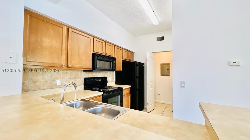 2304 E Myrtlewood Cir E #304, Palm Beach Gardens FL 33418