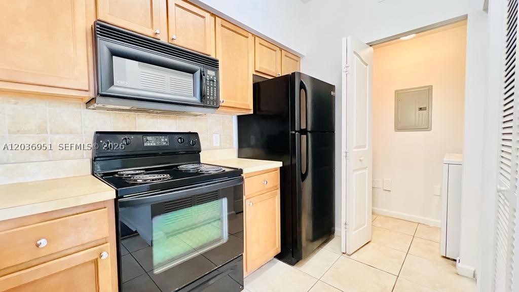 2304 E Myrtlewood Cir E #304, Palm Beach Gardens FL 33418