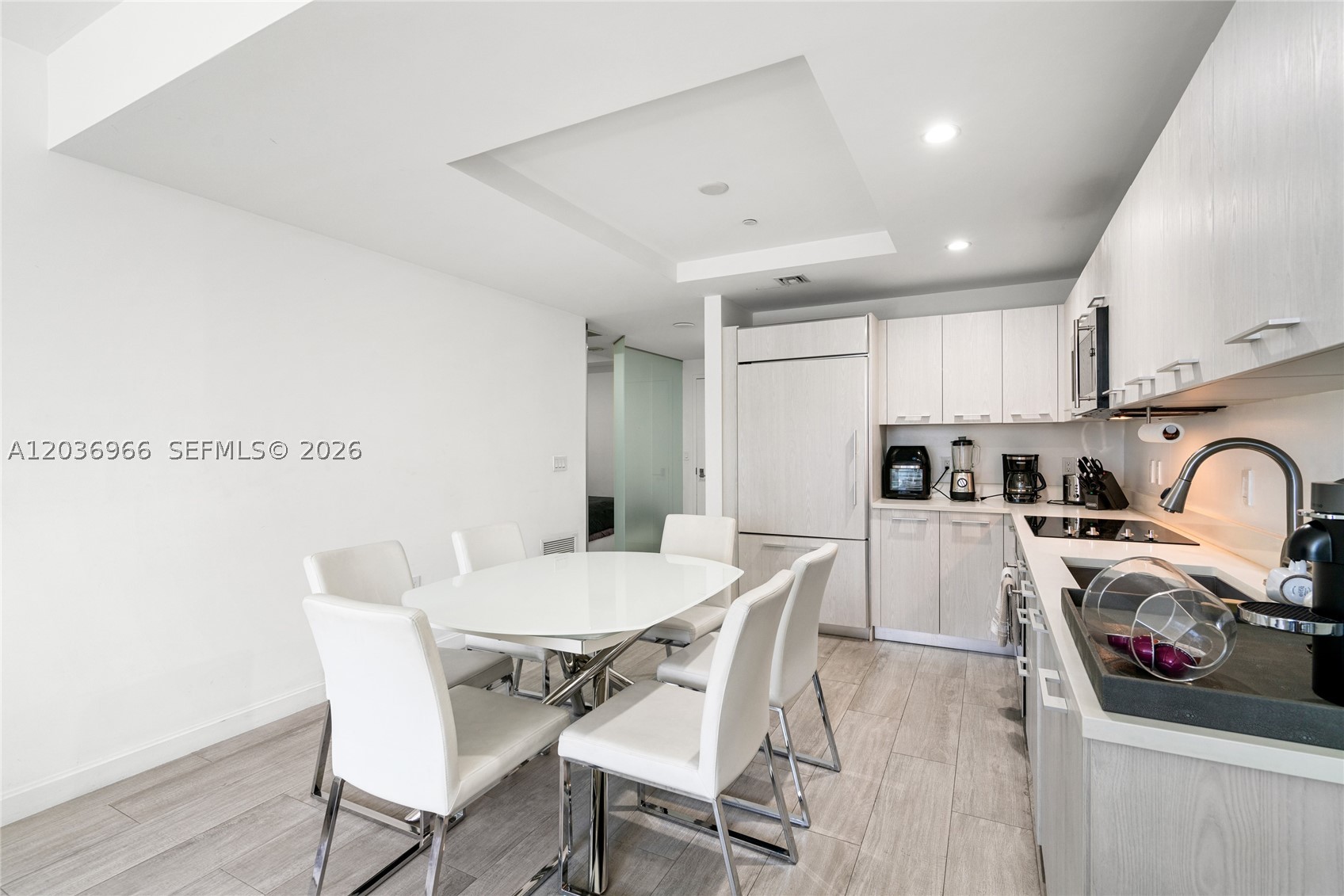 55 SW 9th St #1904, Miami FL 33130