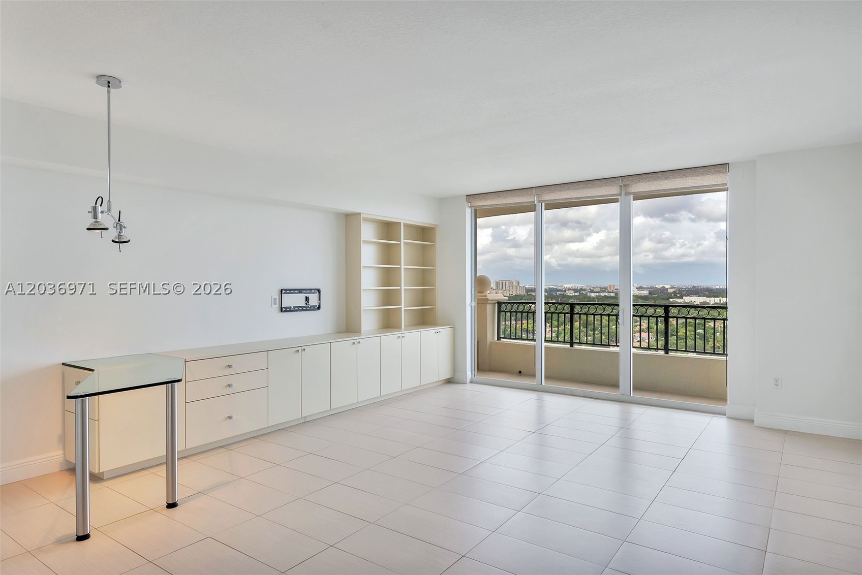 3232 SW 22nd St #1606, Miami FL 33145