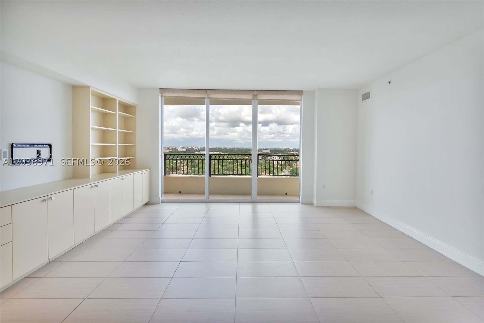 3232 SW 22nd St #1606, Miami FL 33145