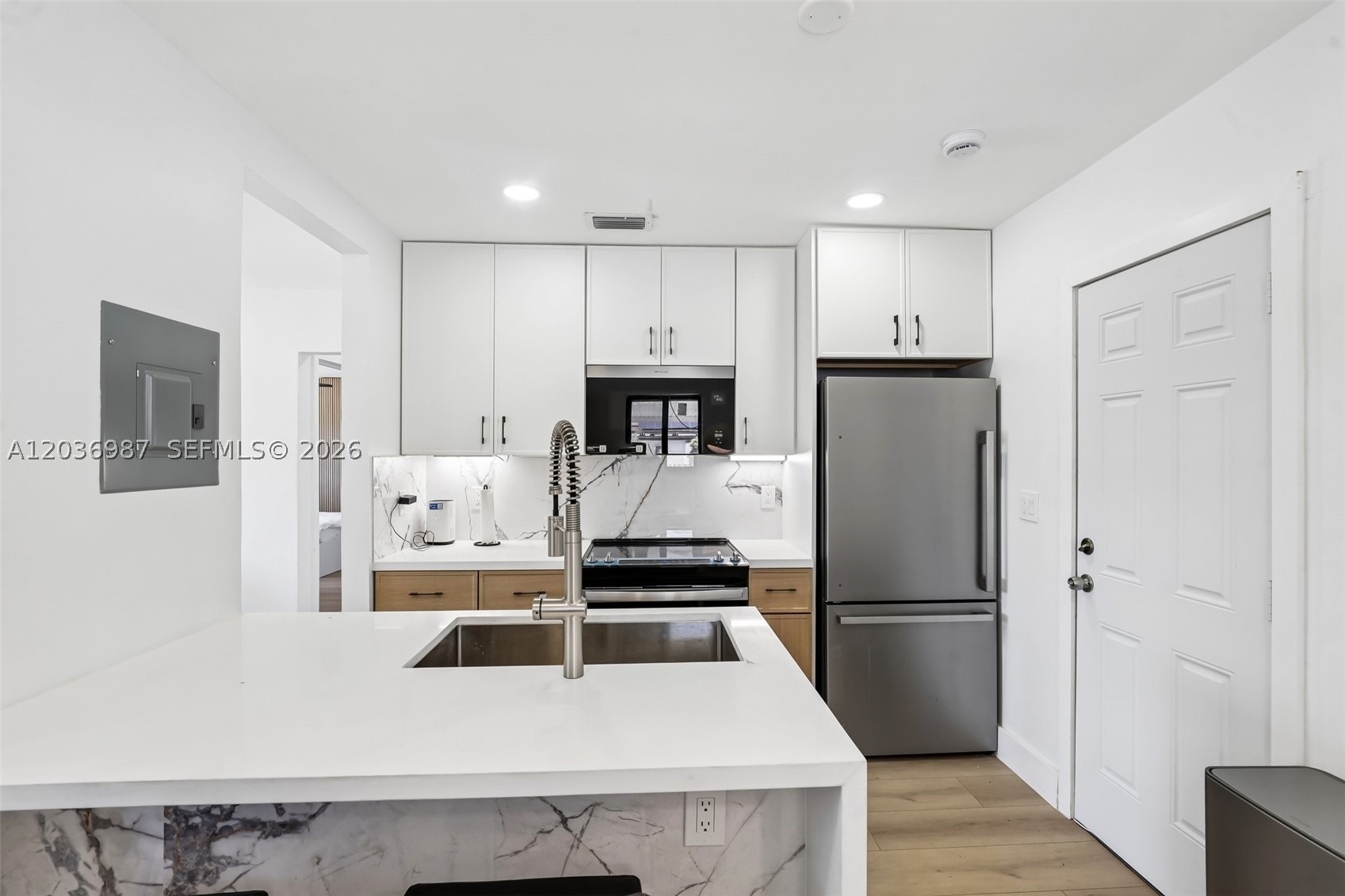 6595 SW 31st St #0, Miami FL 33155