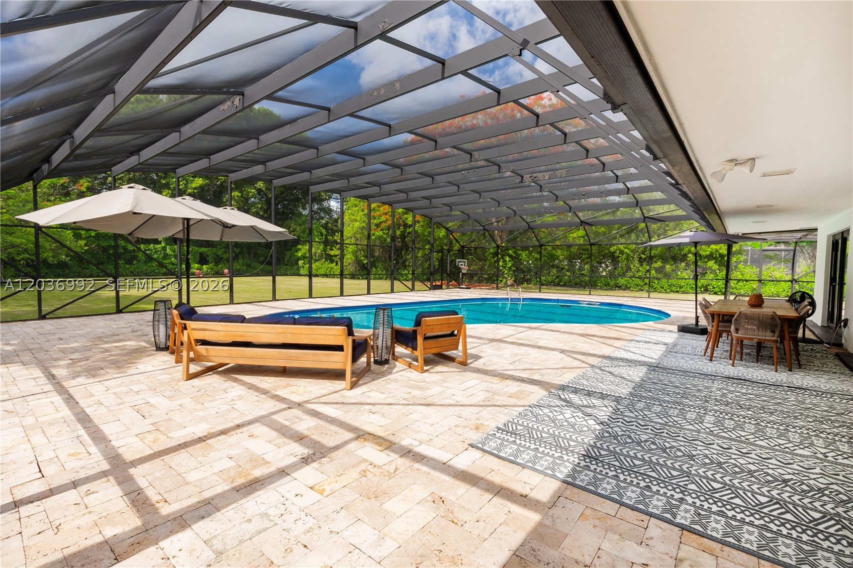7970 SW 122nd St, Pinecrest FL 33156