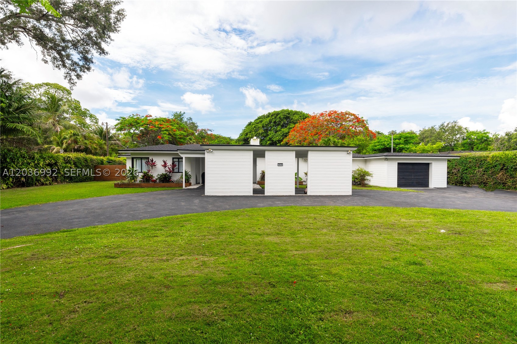 7970 SW 122nd St, Pinecrest FL 33156