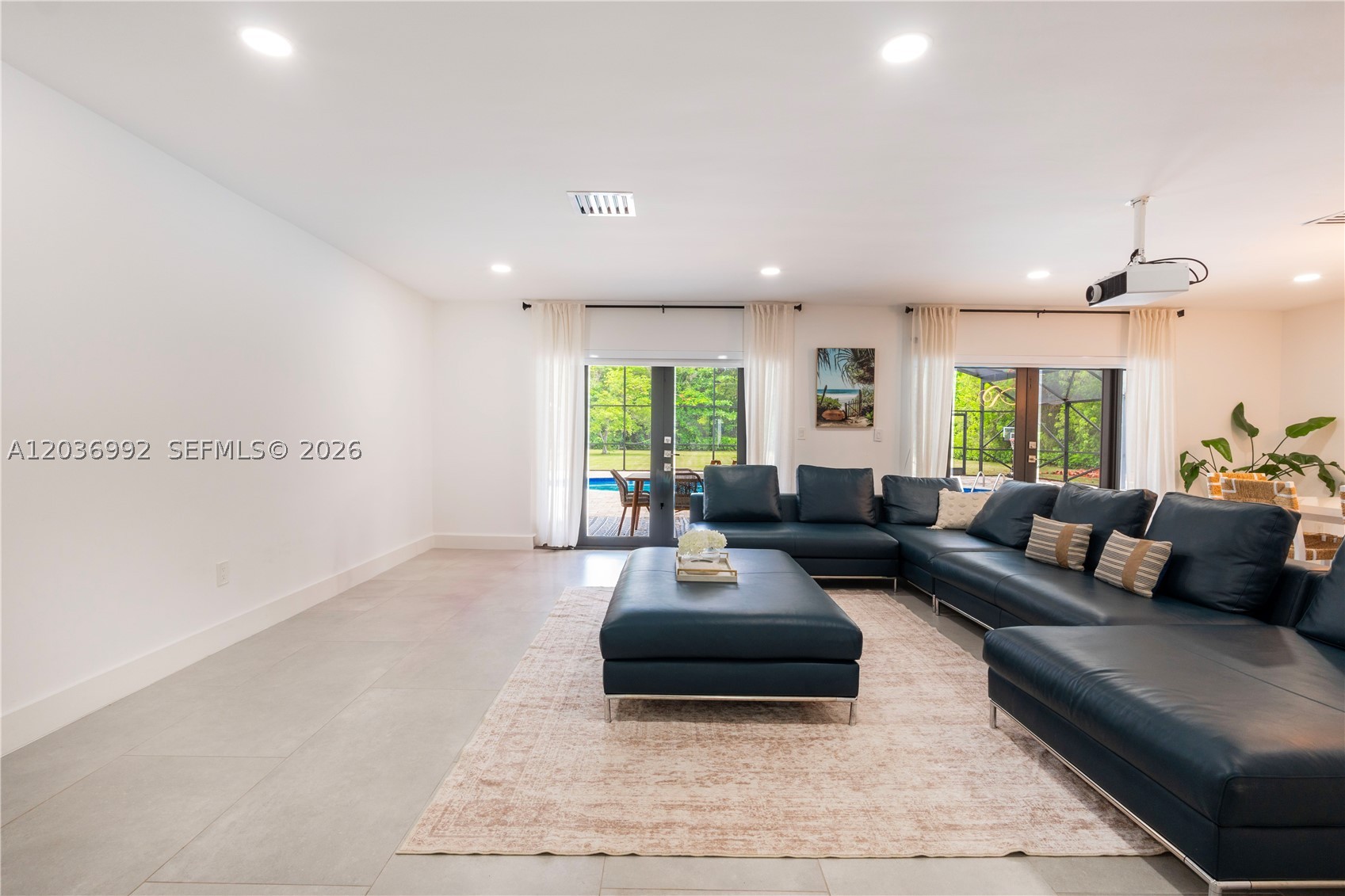 7970 SW 122nd St, Pinecrest FL 33156