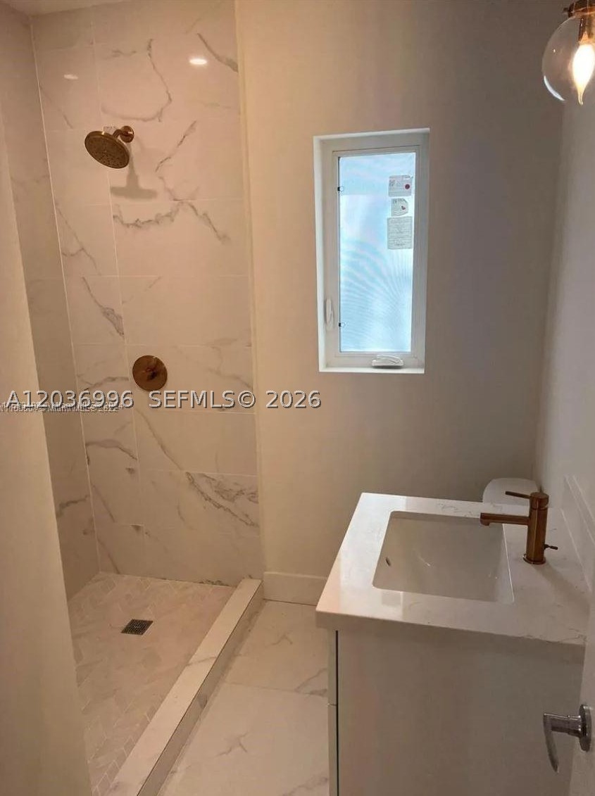2250 SW 21 St, Miami FL 33145