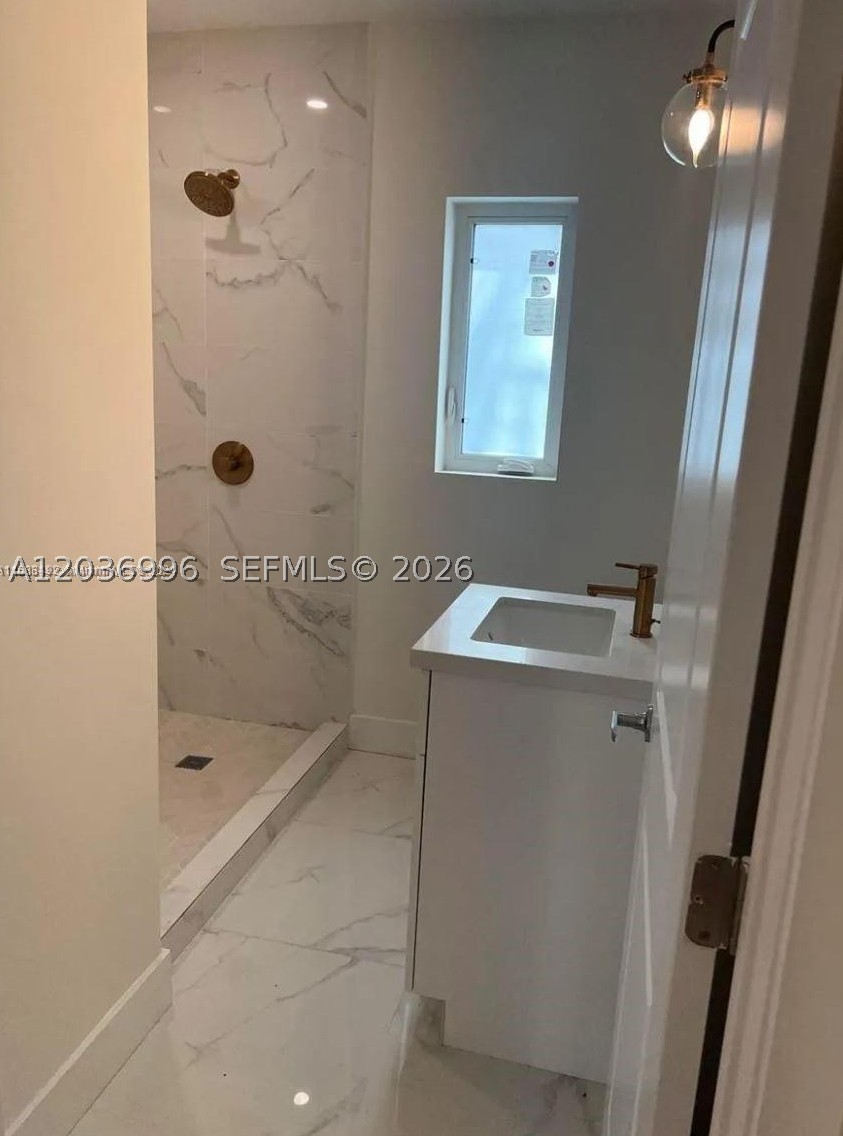 2250 SW 21 St, Miami FL 33145