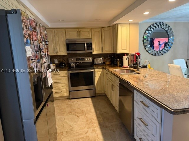 101 SE 3rd Ave #506, Dania Beach FL 33004