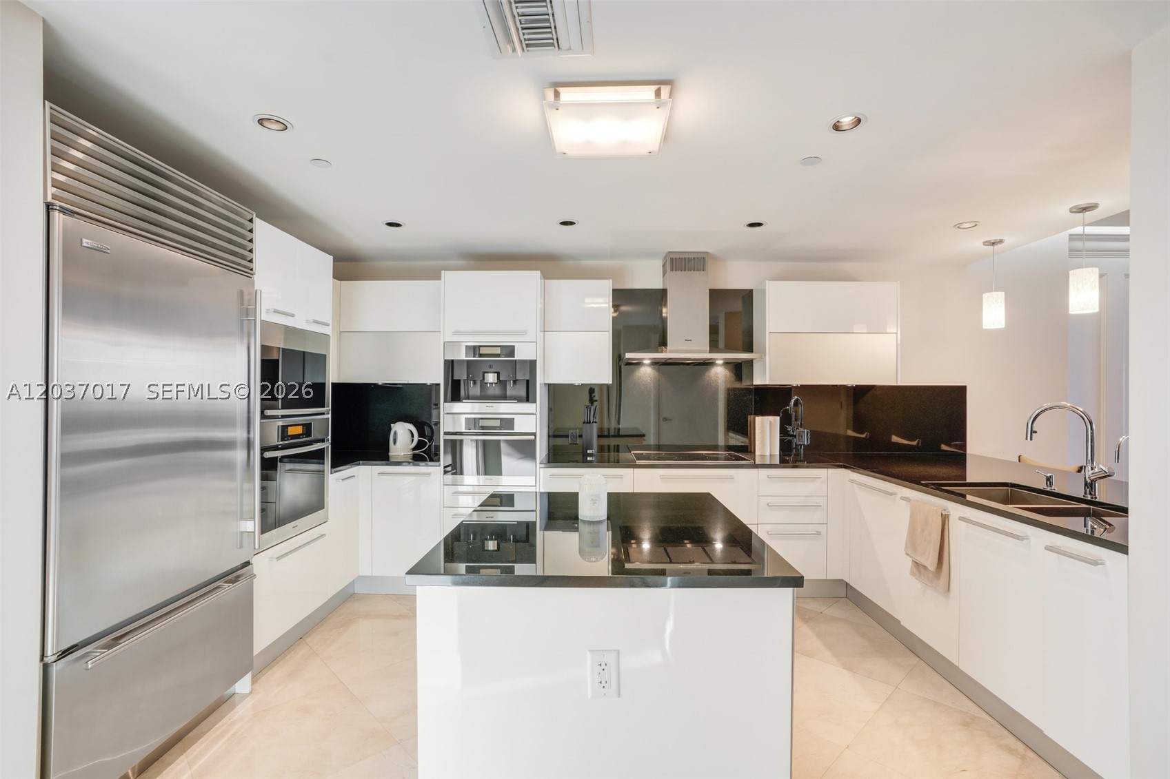 17121 Collins Ave #3304, Sunny Isles Beach FL 33160
