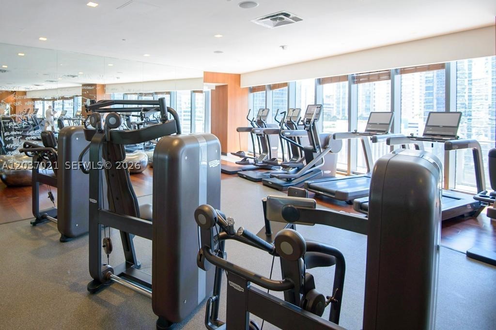 1300 S Miami Avenue #3908, Miami FL 33130