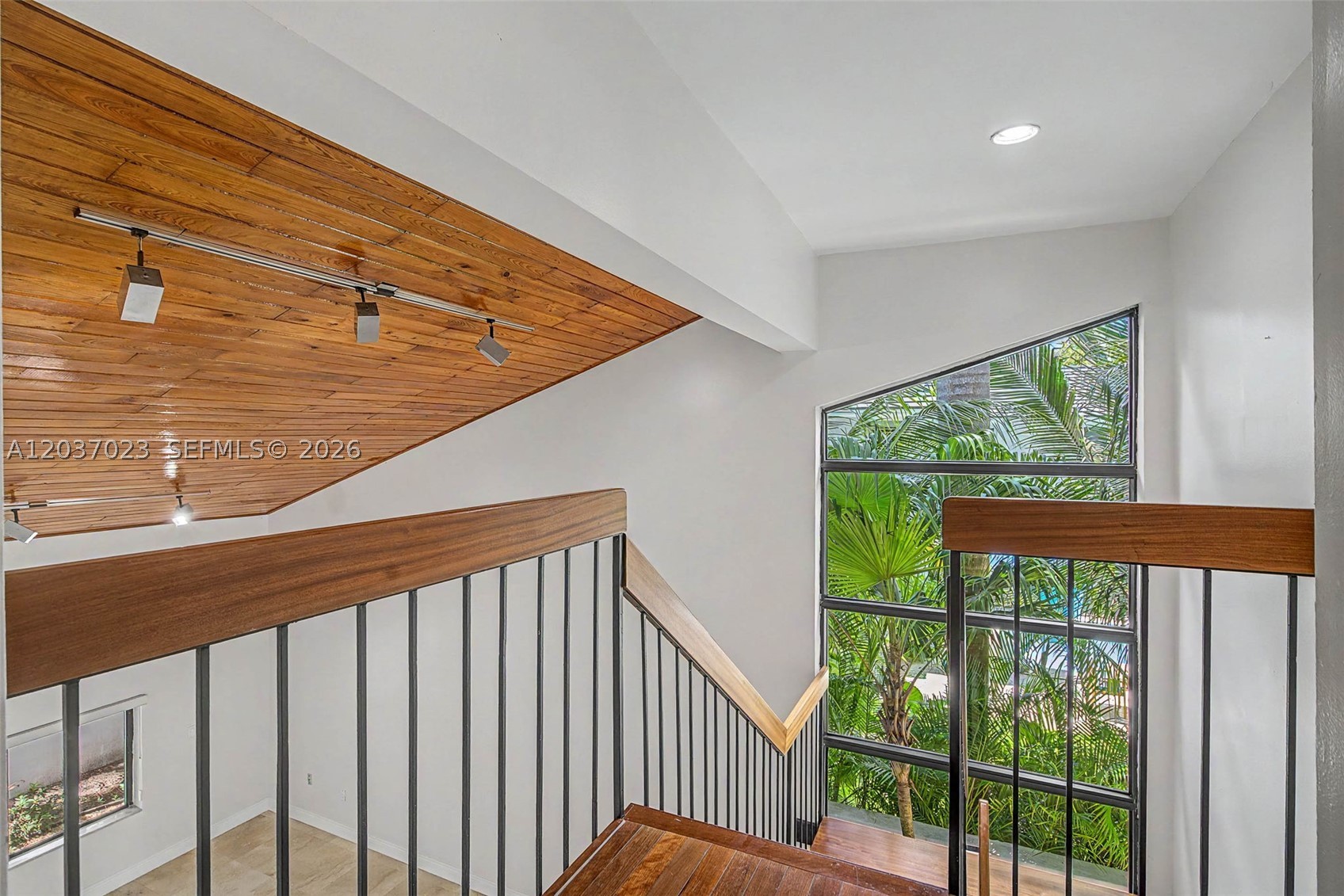4950 San Amaro Dr, Coral Gables FL 33146