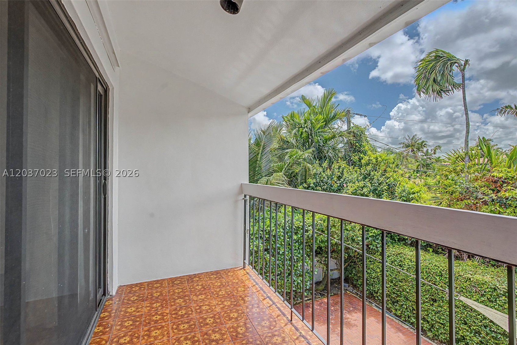 4950 San Amaro Dr, Coral Gables FL 33146