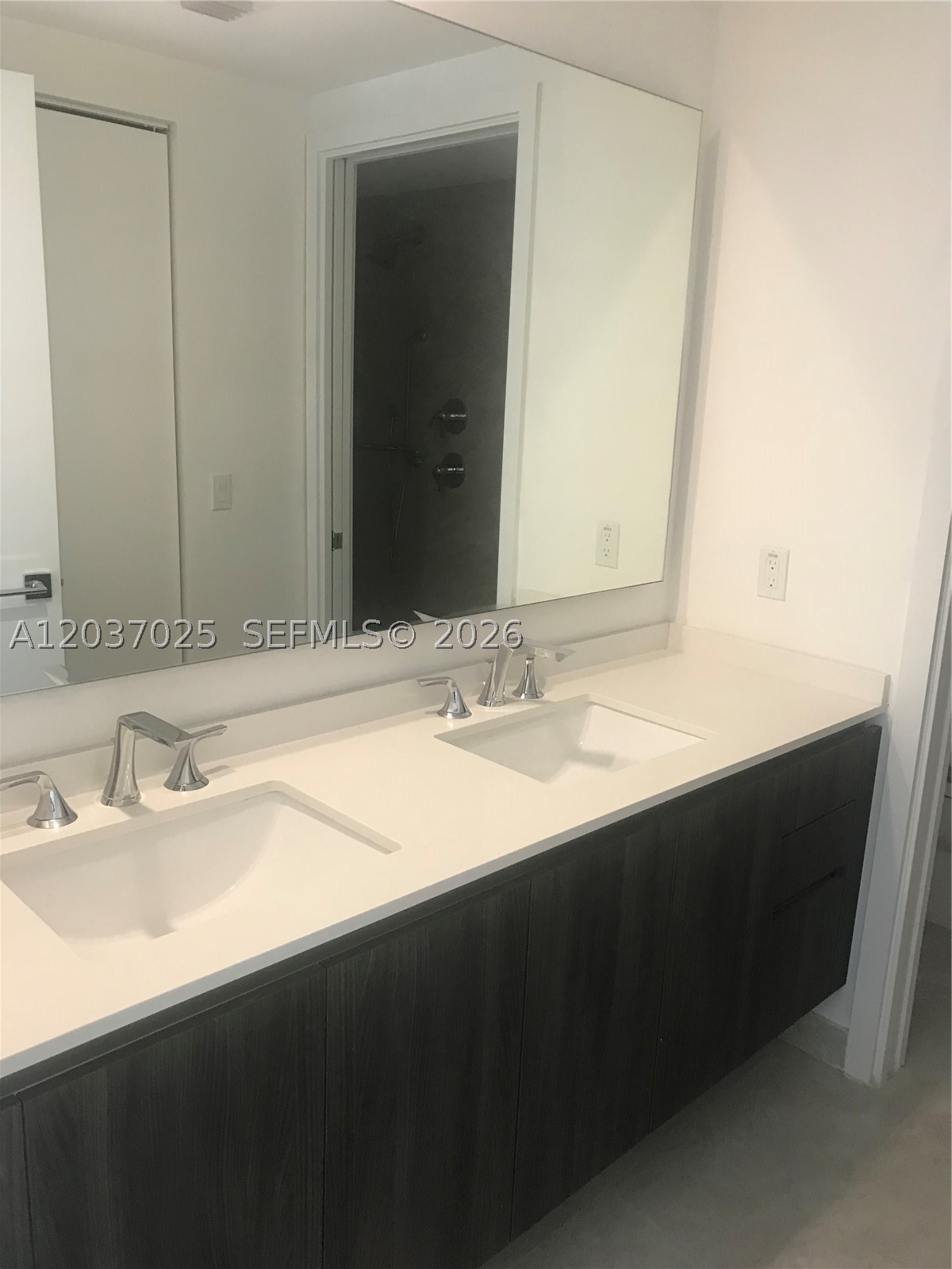488 NE 18th St #3102, Miami FL 33132
