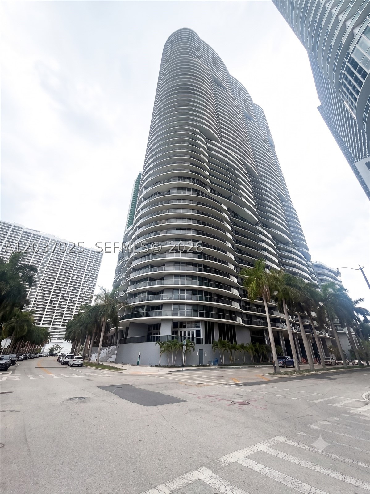 488 NE 18th St #3102, Miami FL 33132