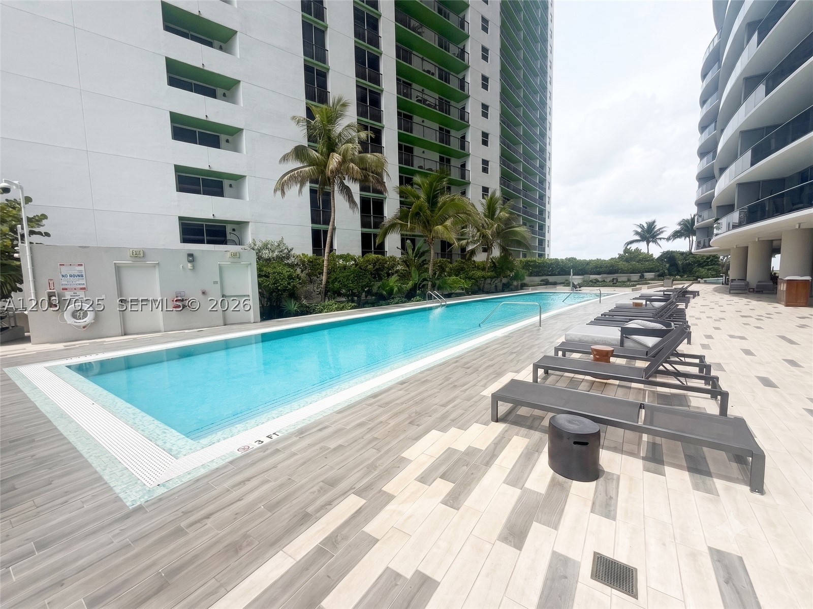 488 NE 18th St #3102, Miami FL 33132