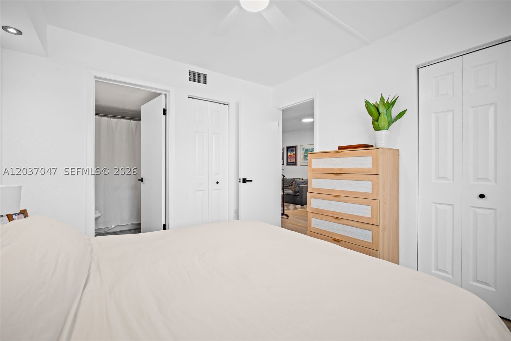 2575 SW 27th Ave #304, Miami FL 33133