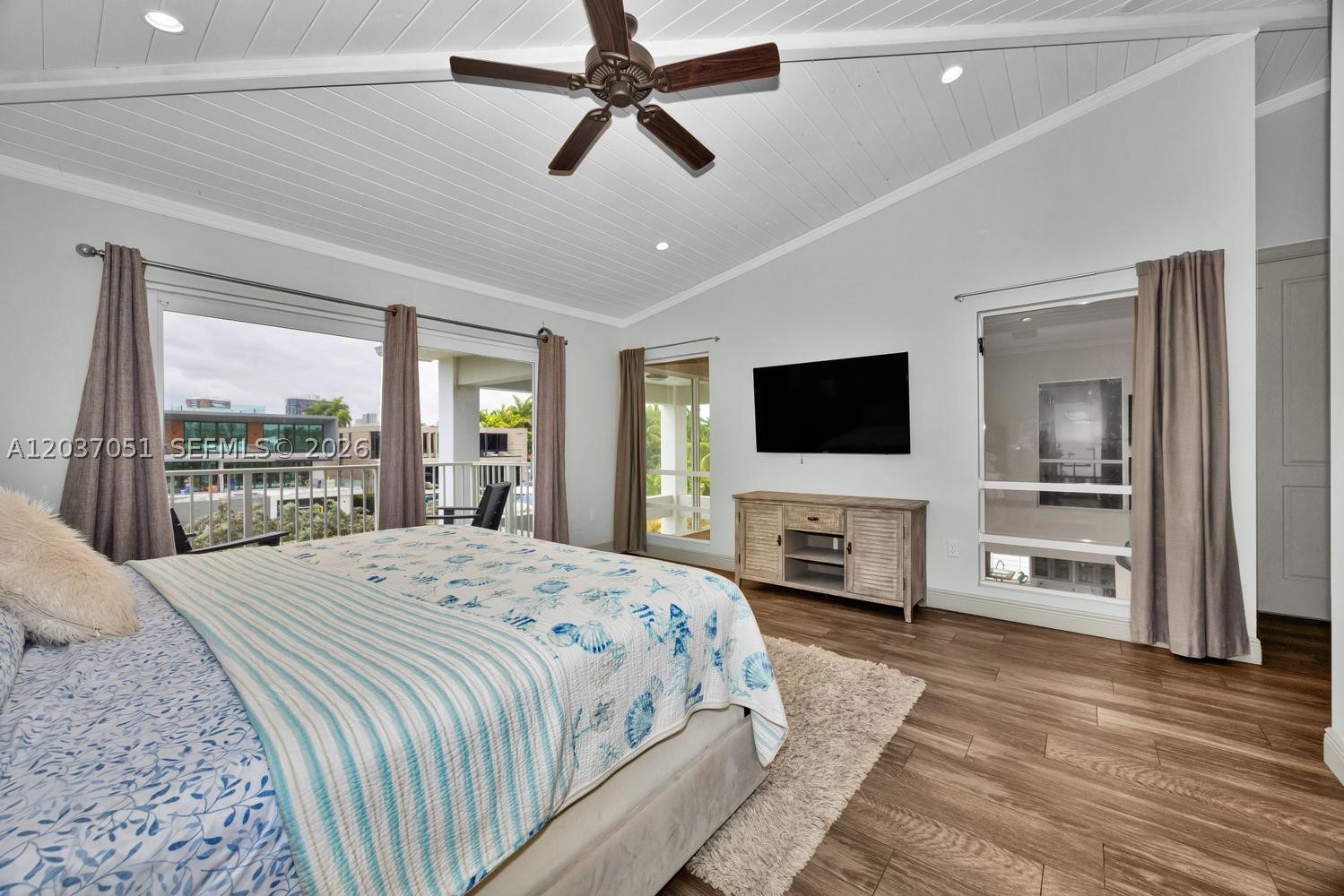 1076 NE Little River Dr, Miami FL 33138
