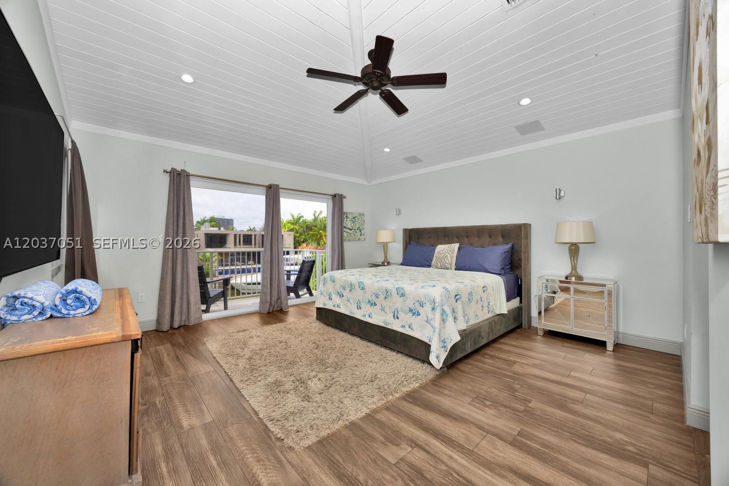 1076 NE Little River Dr, Miami FL 33138