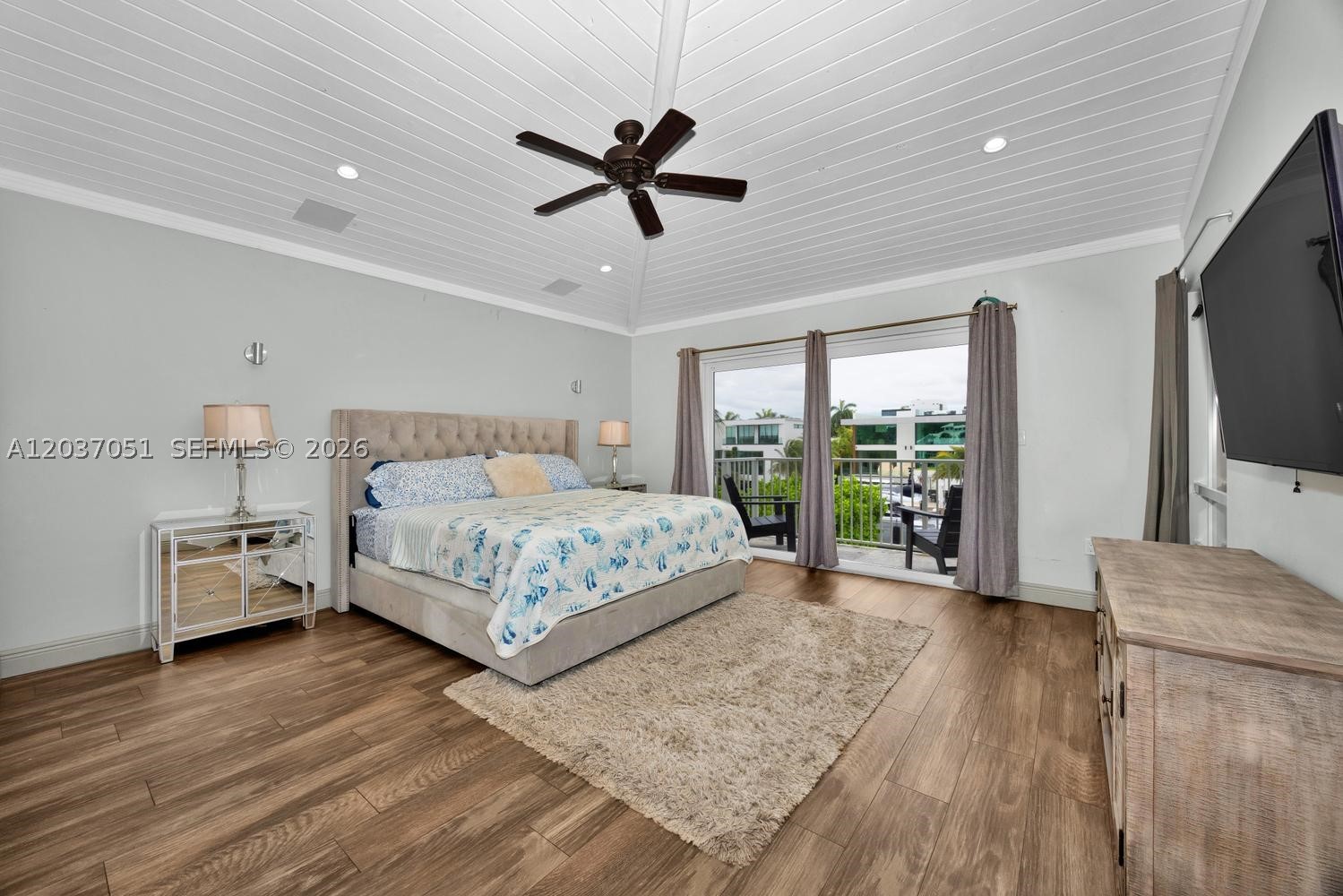1076 NE Little River Dr, Miami FL 33138