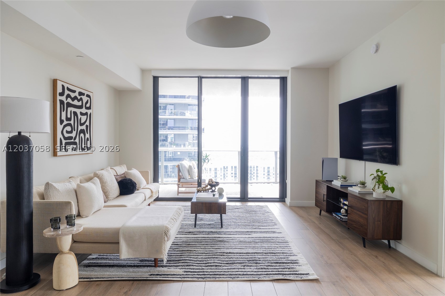1010 Brickell Ave #4311, Miami FL 33131