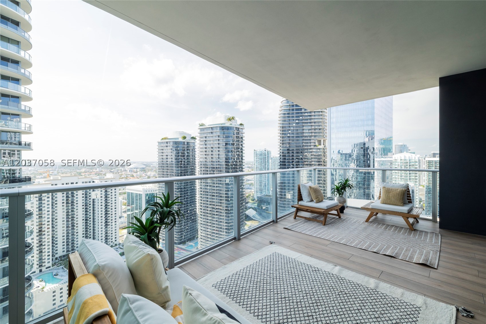 1010 Brickell Ave #4311, Miami FL 33131