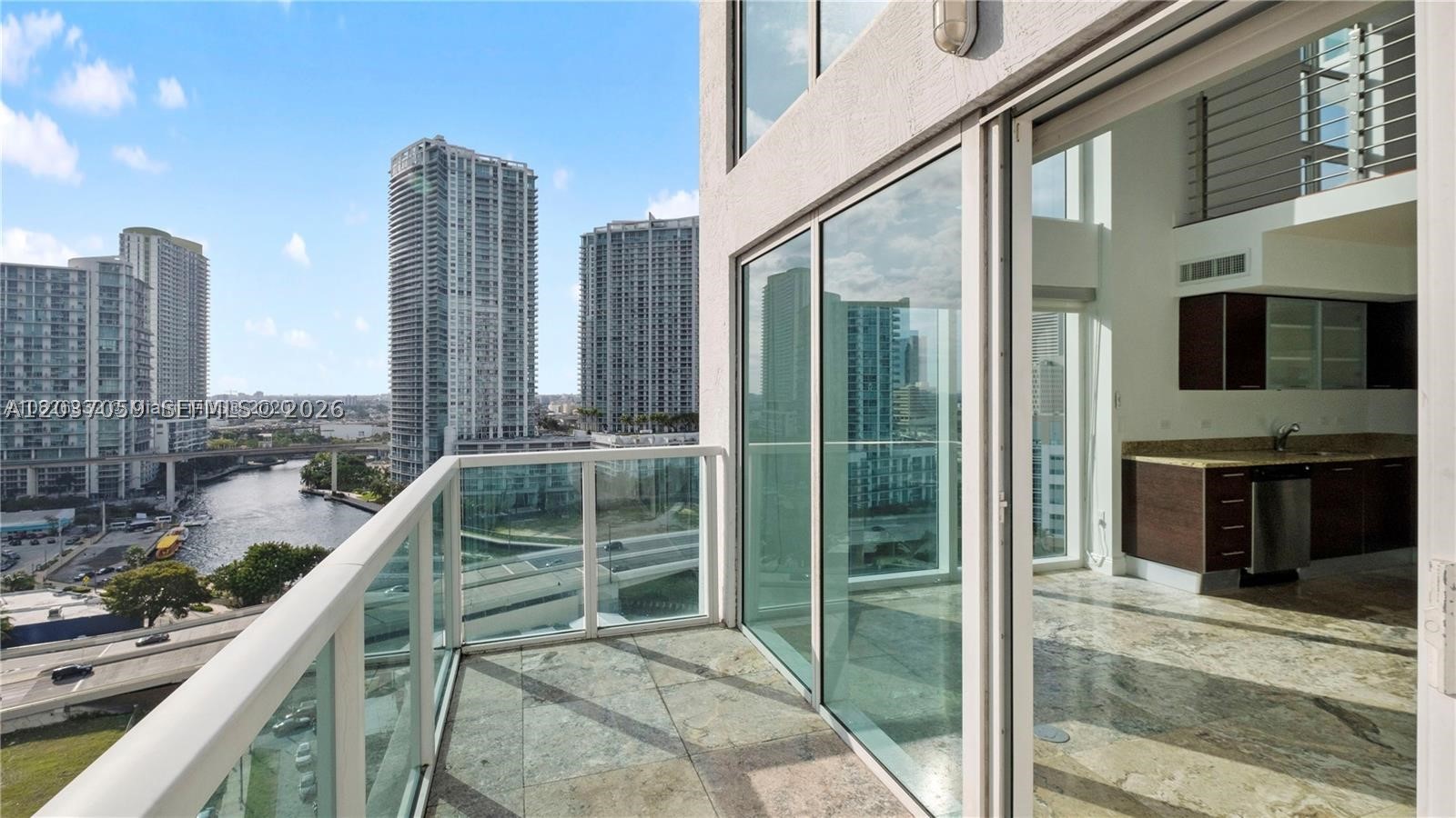 41 SE 5th St #1016, Miami FL 33131