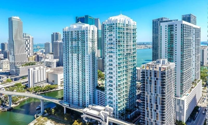 41 SE 5th St #1016, Miami FL 33131