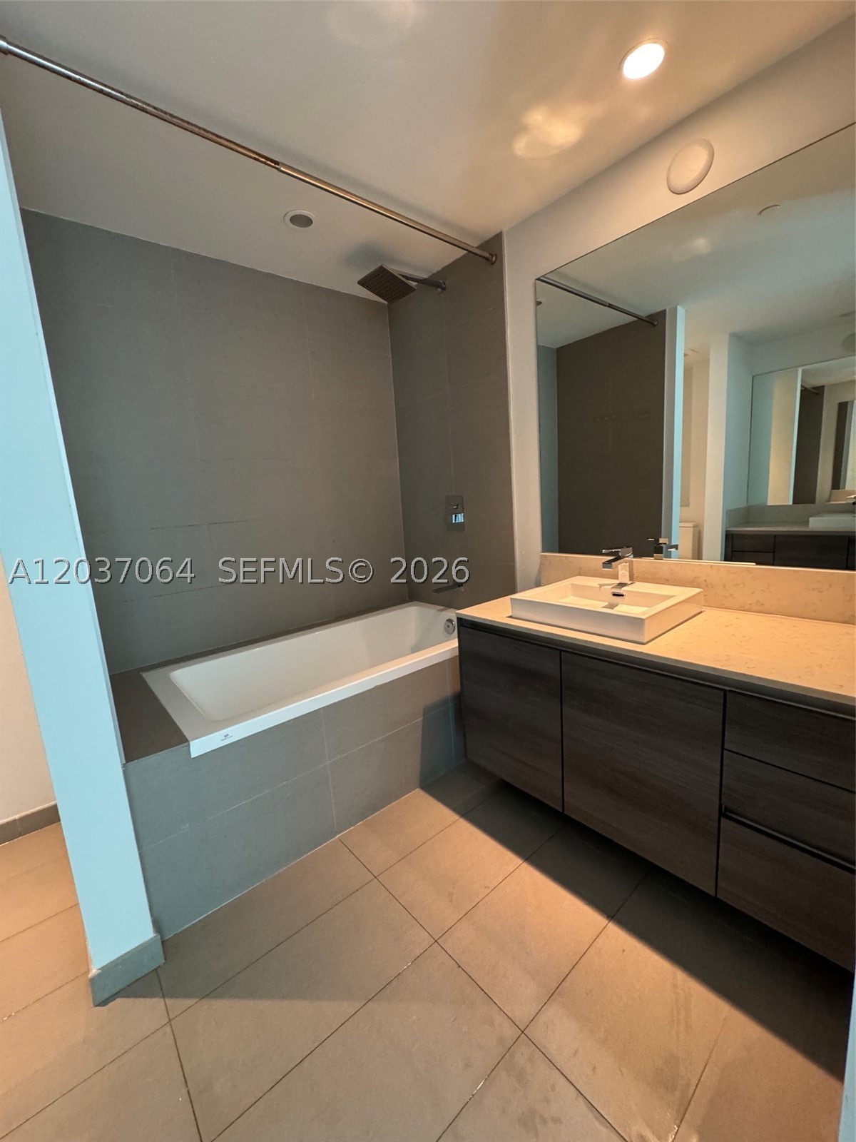 1080 Brickell Ave #1101, Miami FL 33131