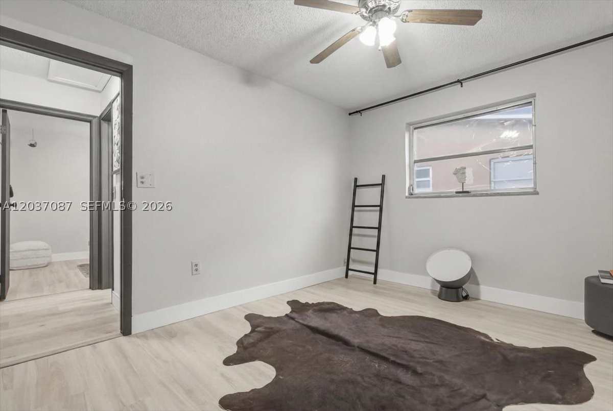 8580 NW 20th Ct, Sunrise FL 33322