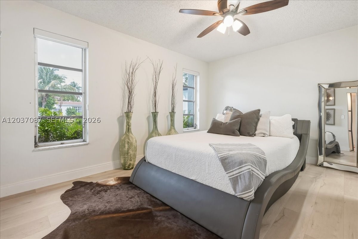 8580 NW 20th Ct, Sunrise FL 33322