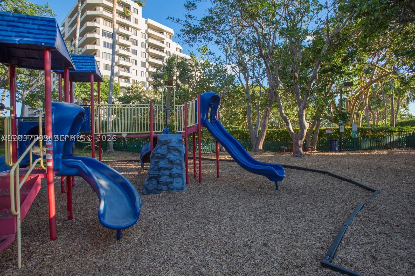 181 Crandon Blvd #301, Key Biscayne FL 33149